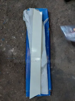 Upper Booth Chrome Land Cruiser 2012 / 2023