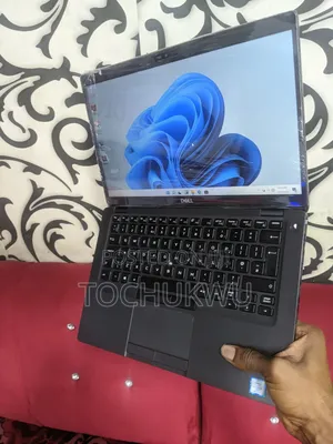 Laptop Dell Latitude 5400 16GB Intel Core I7 SSD 512GB