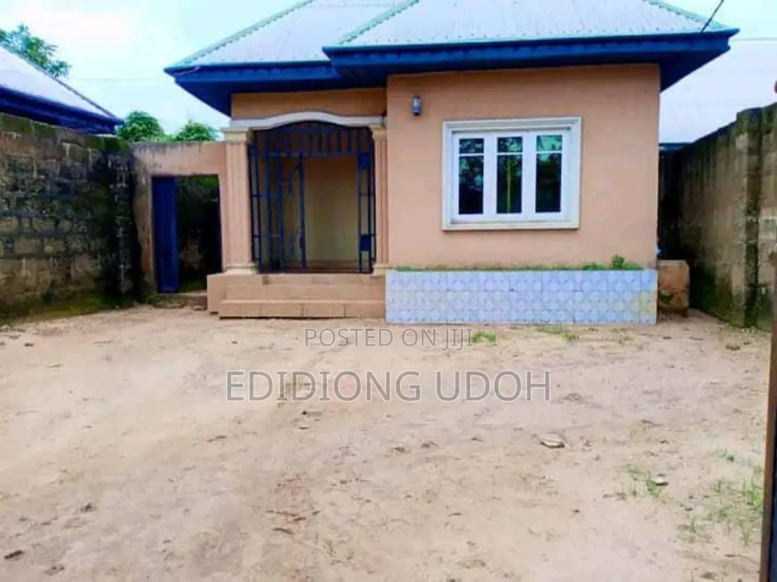 2bdrm Block of Flats in Goodland Estate Off for sale