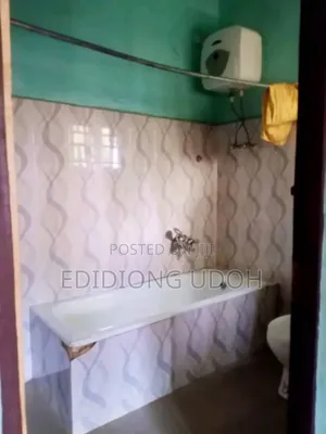 2bdrm Block of Flats in Goodland Estate Off for sale