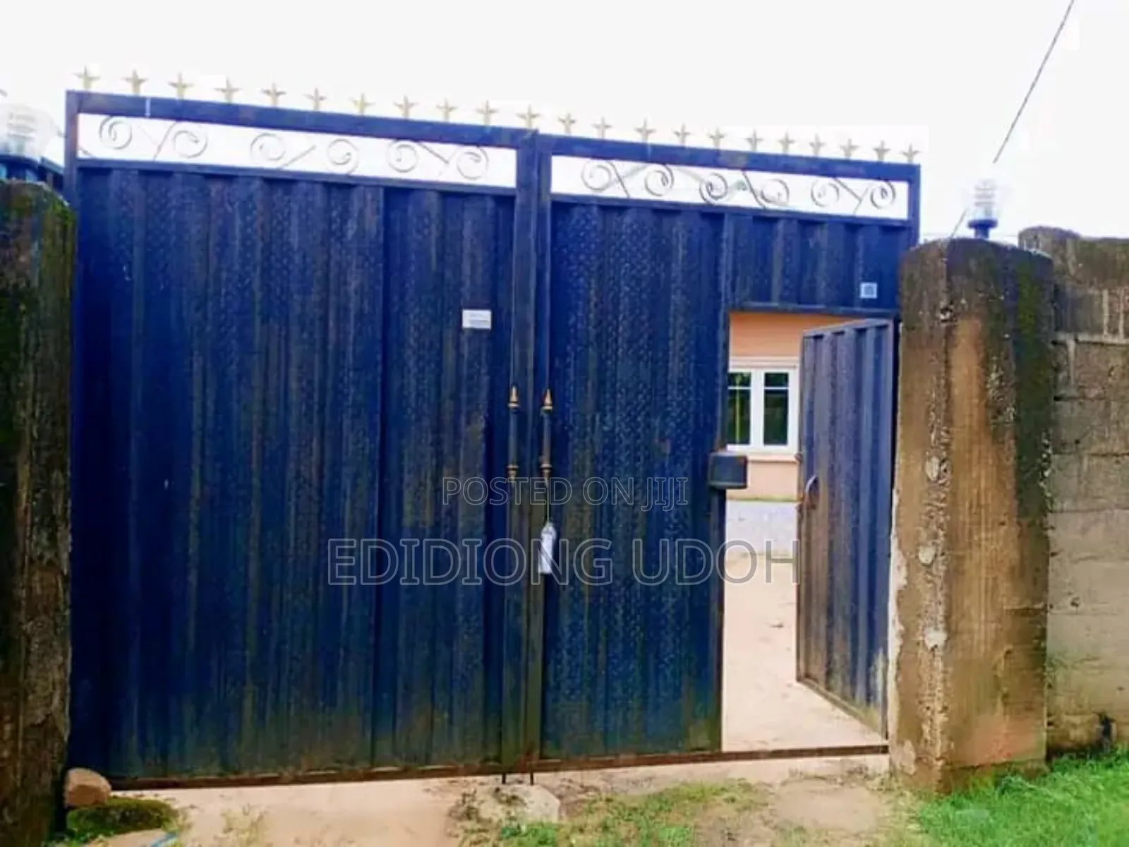 2bdrm Block of Flats in Goodland Estate Off for sale