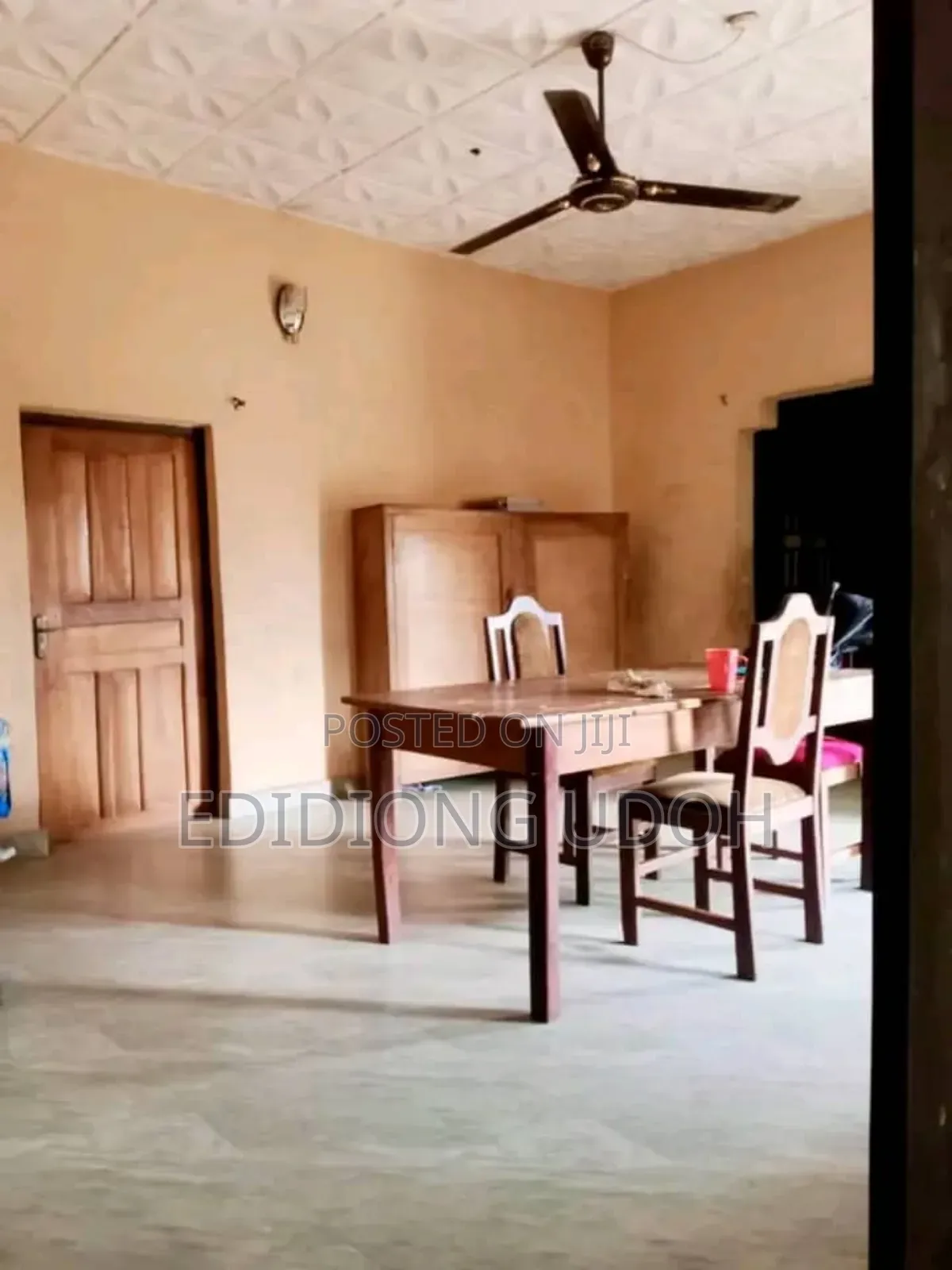 2bdrm Block of Flats in Goodland Estate Off for sale