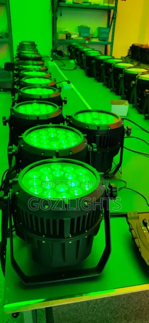 Outdoor Led Par Light 10w by 18 Bulbs 4in1