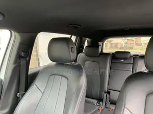 Mercedes-Benz GLB-Class GLB 250 4MATIC 2020 Silver