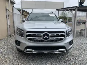 Mercedes-Benz GLB-Class GLB 250 4MATIC 2020 Silver