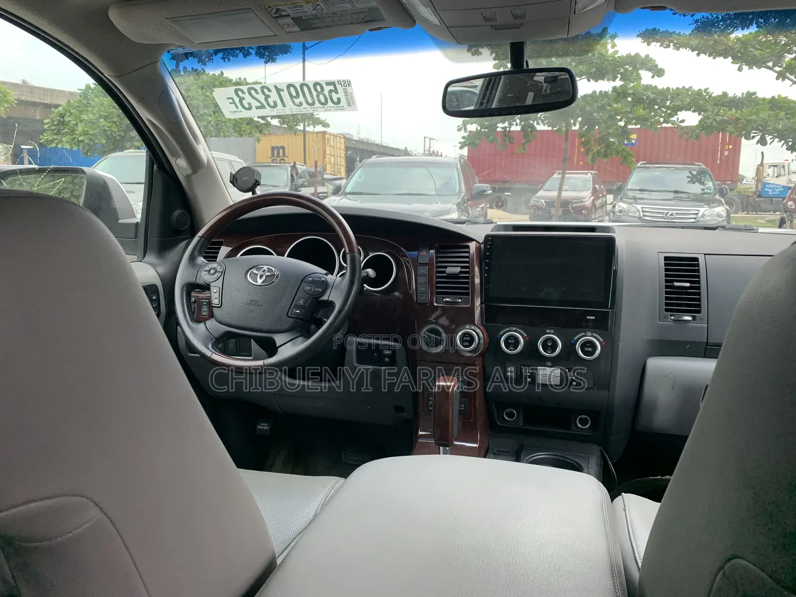 Toyota Sequoia 2017 Silver