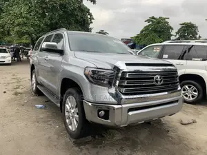 Toyota Sequoia 2017 Silver