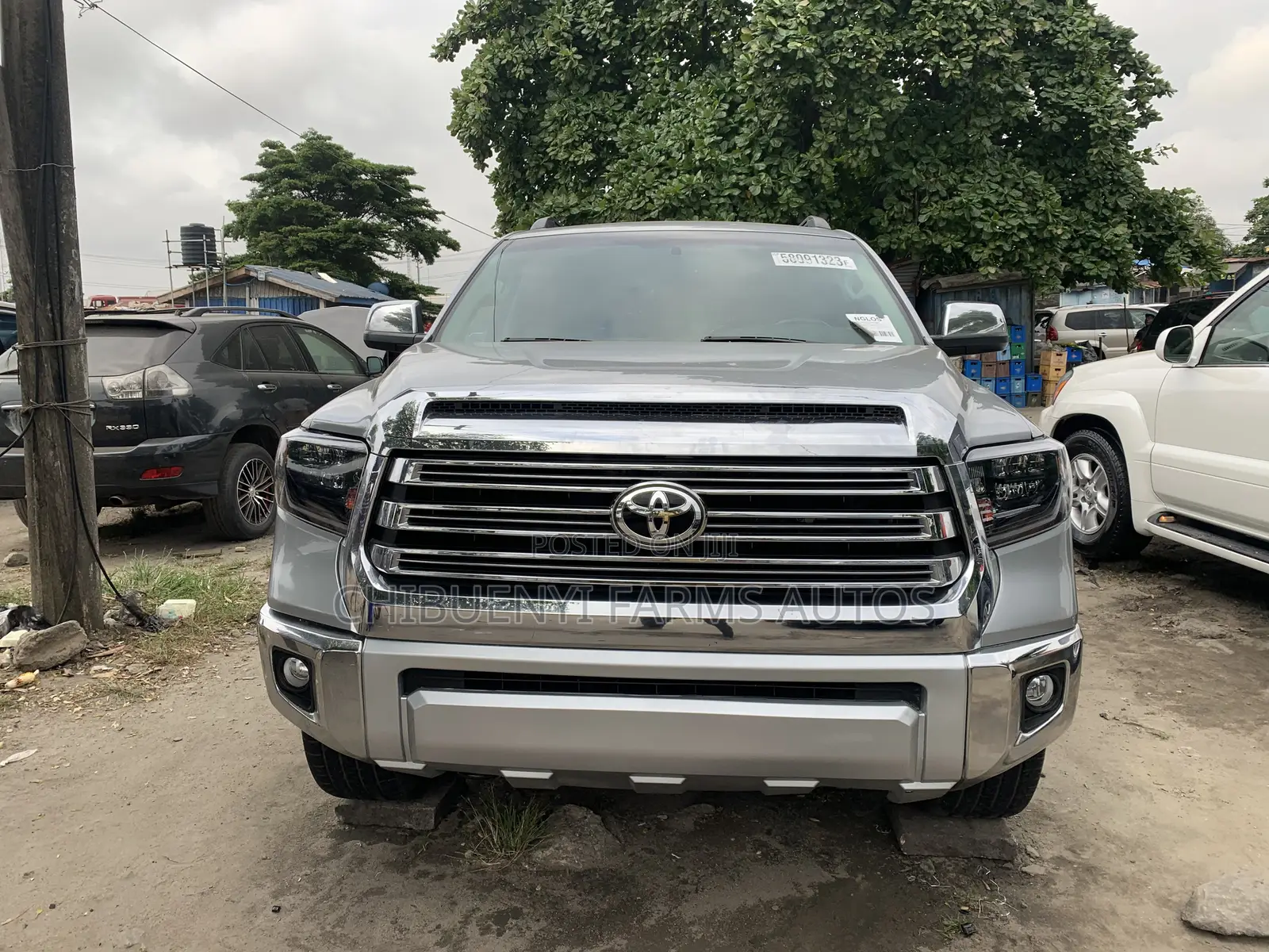 Toyota Sequoia 2017 Silver