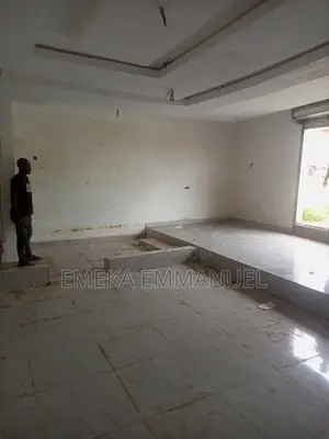 Big Shop to Let at Abakaliki Street to Let