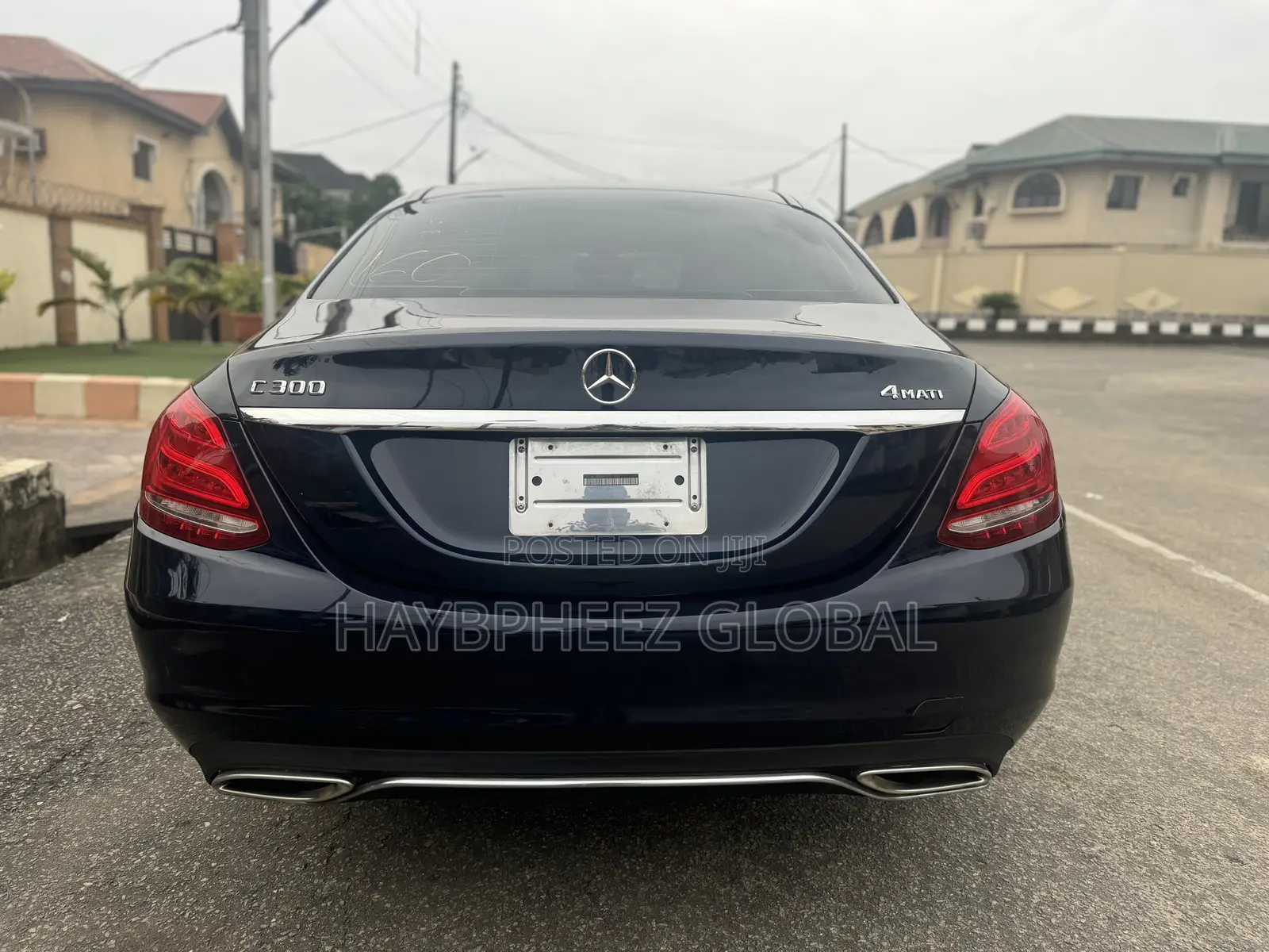 Mercedes-Benz C300 2015 Blue