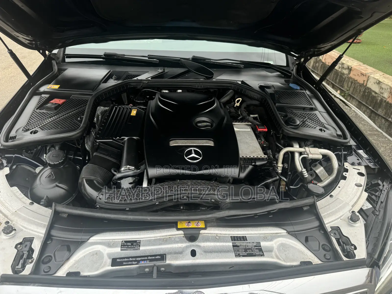 Mercedes-Benz C300 2015 Blue