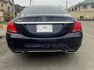 Mercedes-Benz C300 2015 Blue