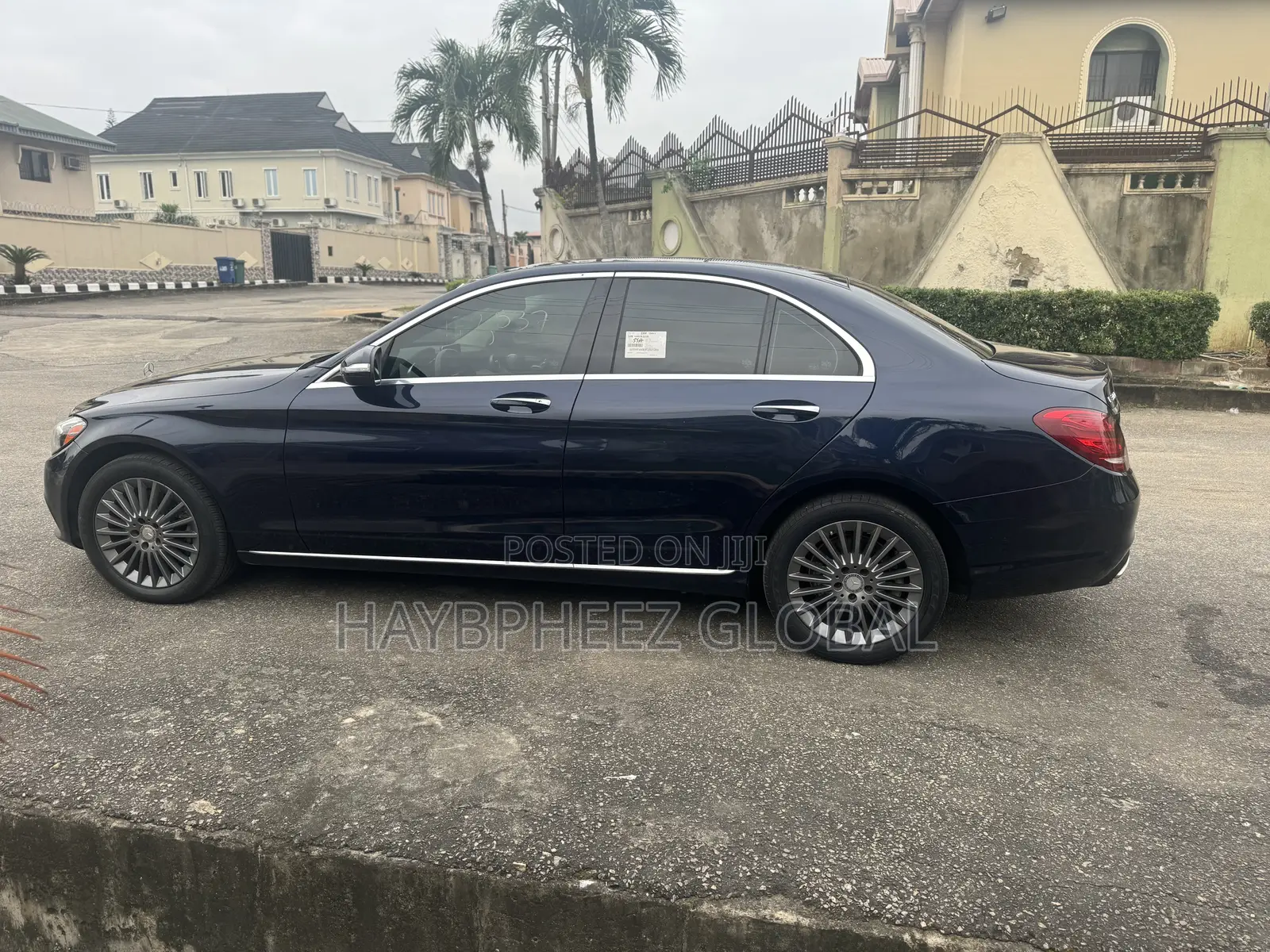 Mercedes-Benz C300 2015 Blue