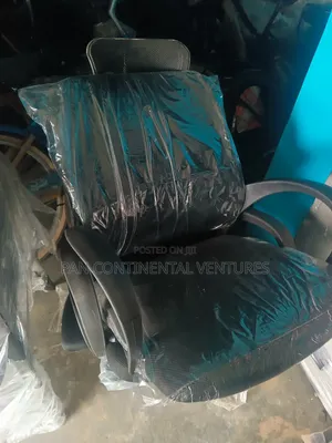 Victory Swivel Office Chair