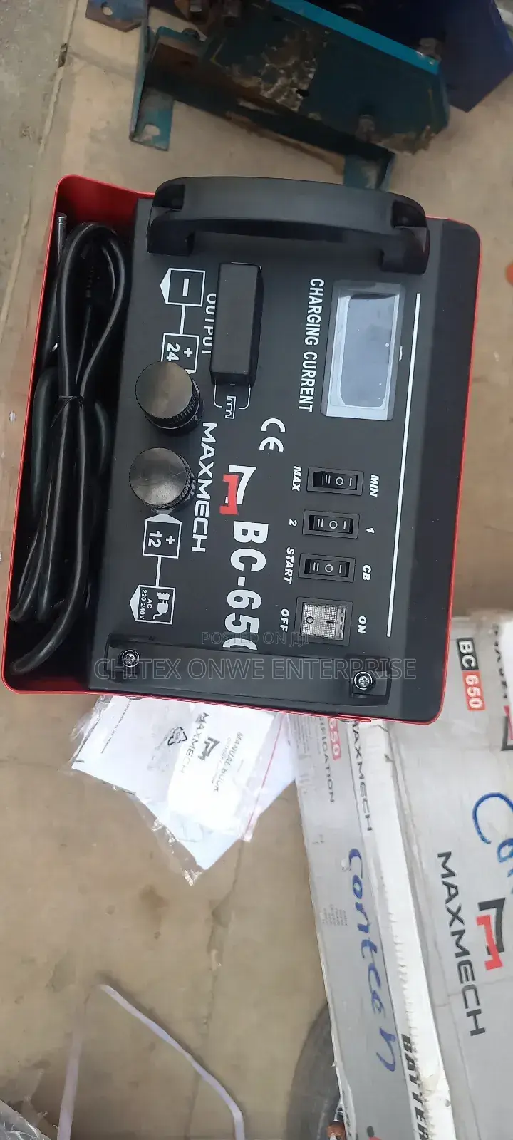 Maxmech Heavy Duty Car Battery Charger