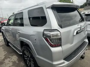 Toyota 4-Runner 2014 Silver