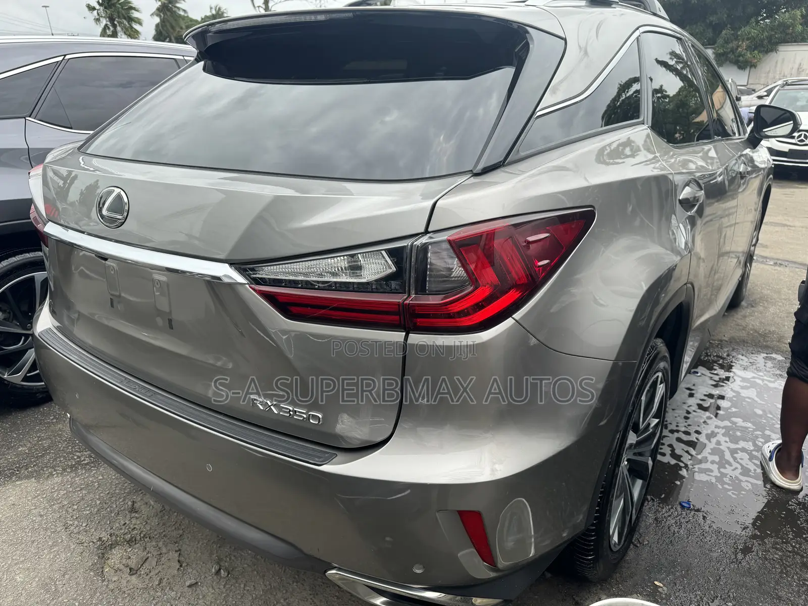 Lexus RX 350 AWD 2017 Gold
