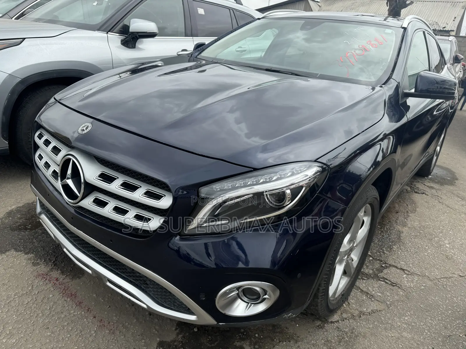 Mercedes-Benz GLA 250 2018 Blue