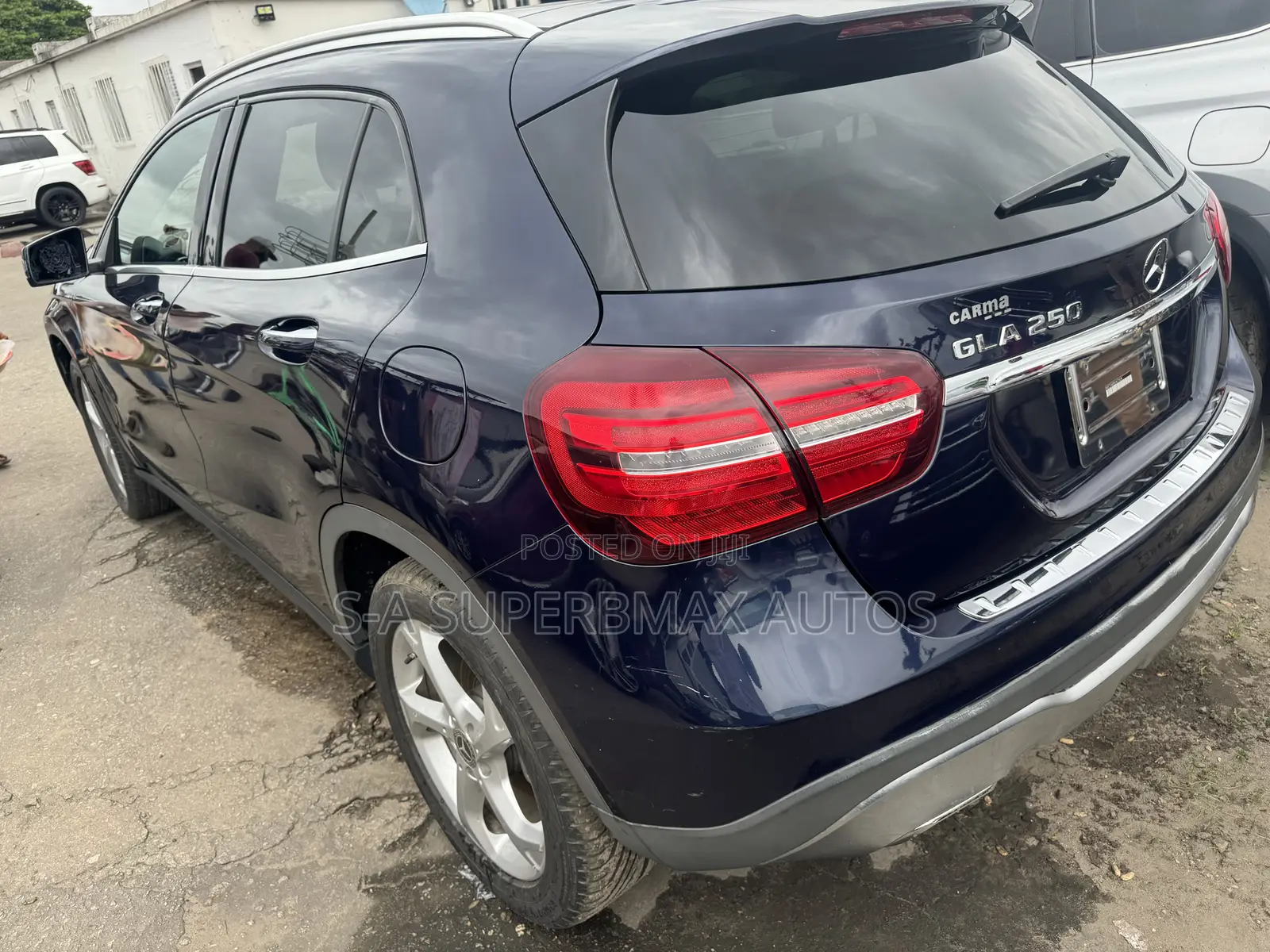 Mercedes-Benz GLA 250 2018 Blue