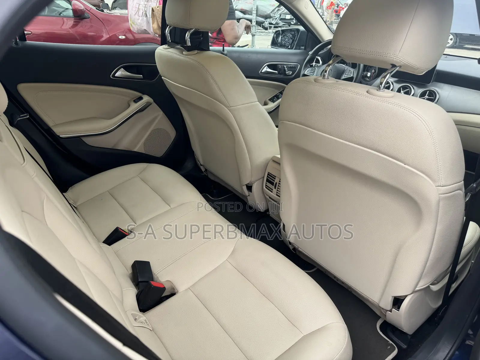 Mercedes-Benz GLA 250 2018 Blue