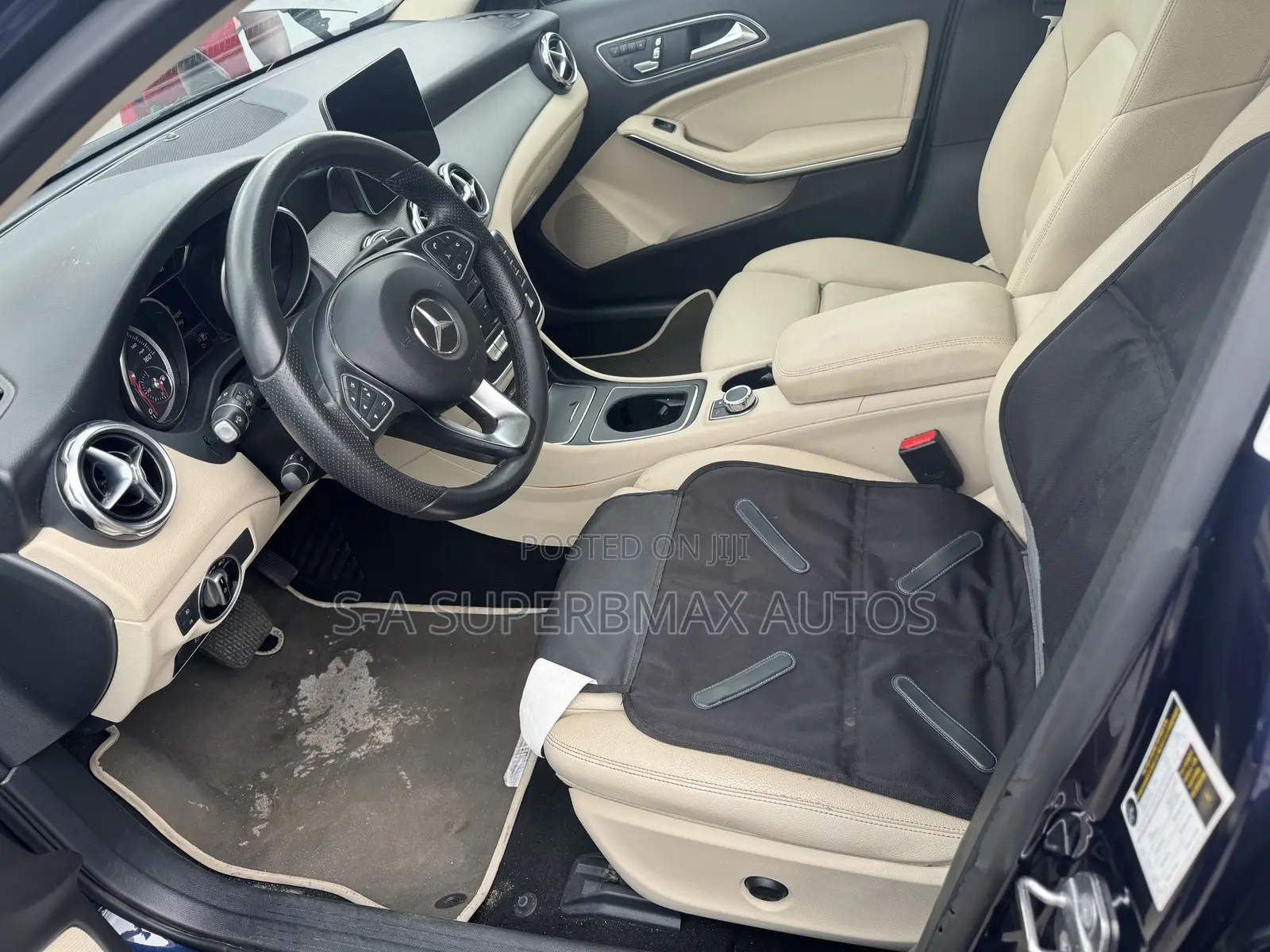 Mercedes-Benz GLA 250 2018 Blue