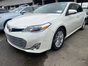 Toyota Avalon 2013 White