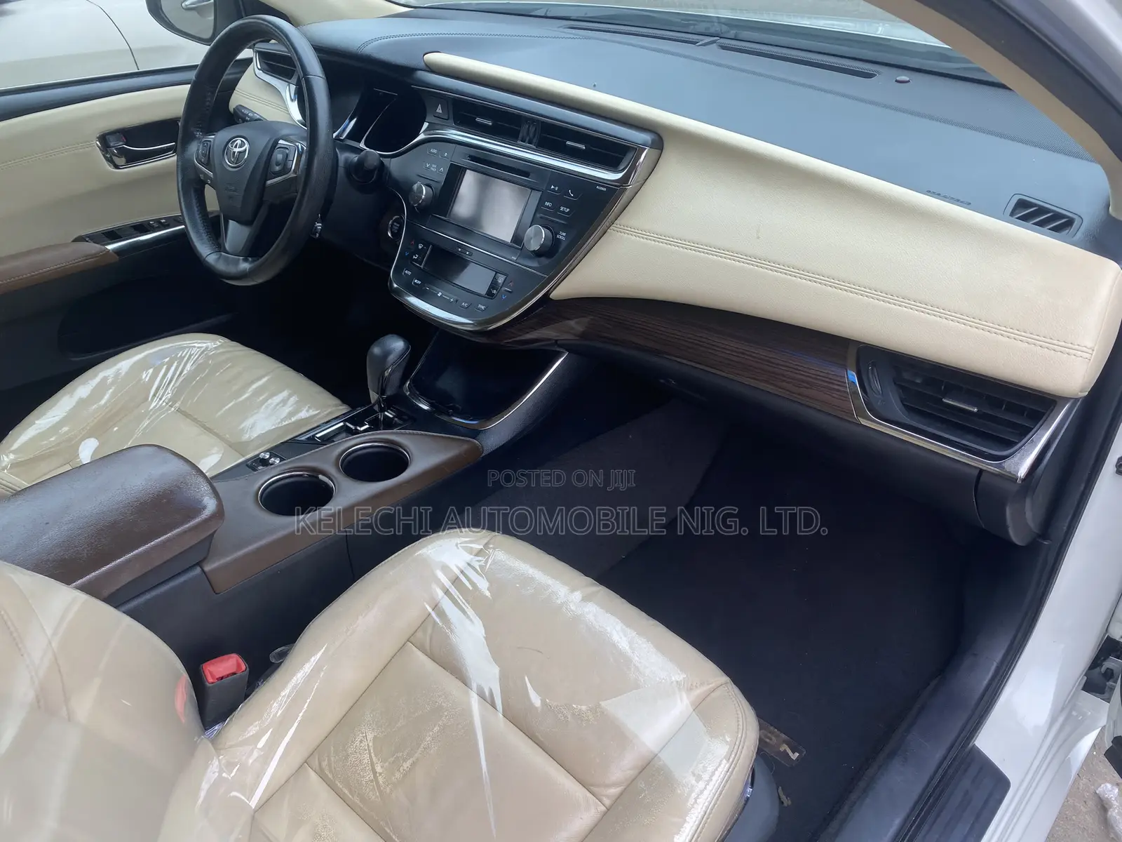 Toyota Avalon 2013 White