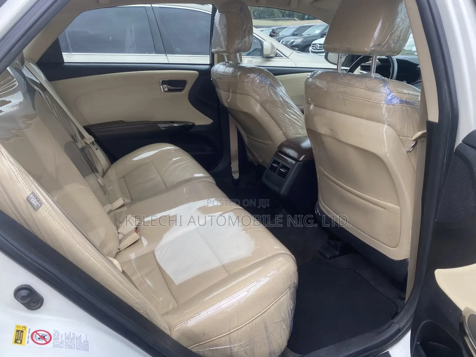 Toyota Avalon 2013 White