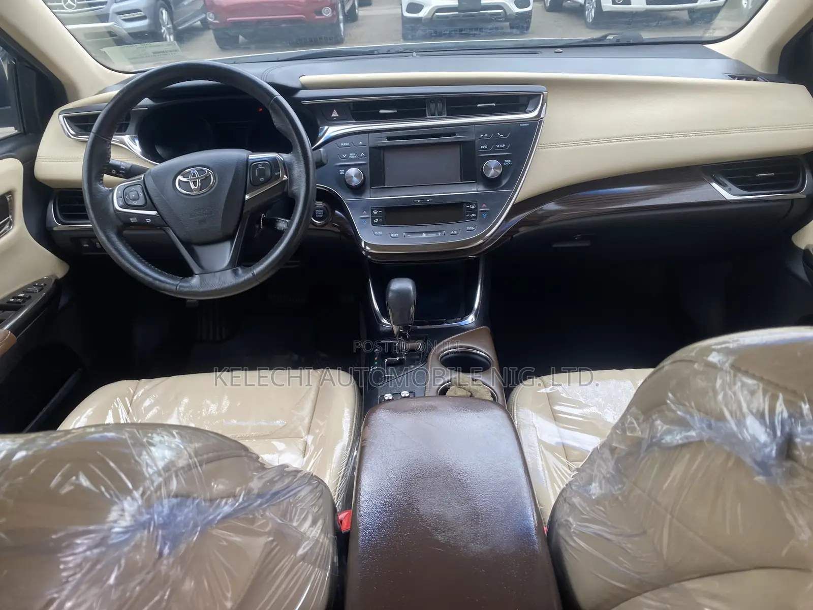 Toyota Avalon 2013 White