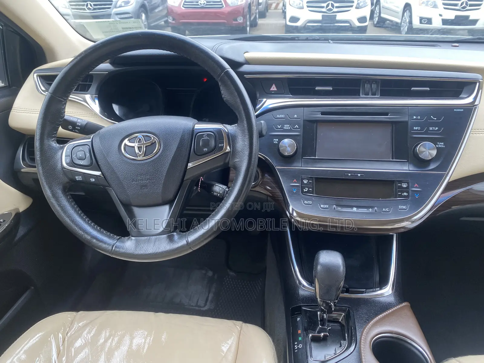 Toyota Avalon 2013 White