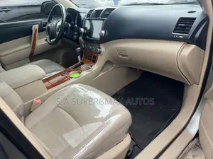 Toyota Highlander Limited 2011 Green