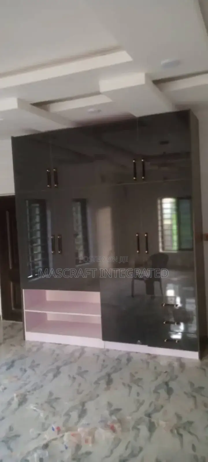 HDF Wood Wardrobe