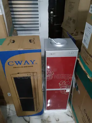 Customer Preferred Hot and Cold Cway Dispenser With Fridge