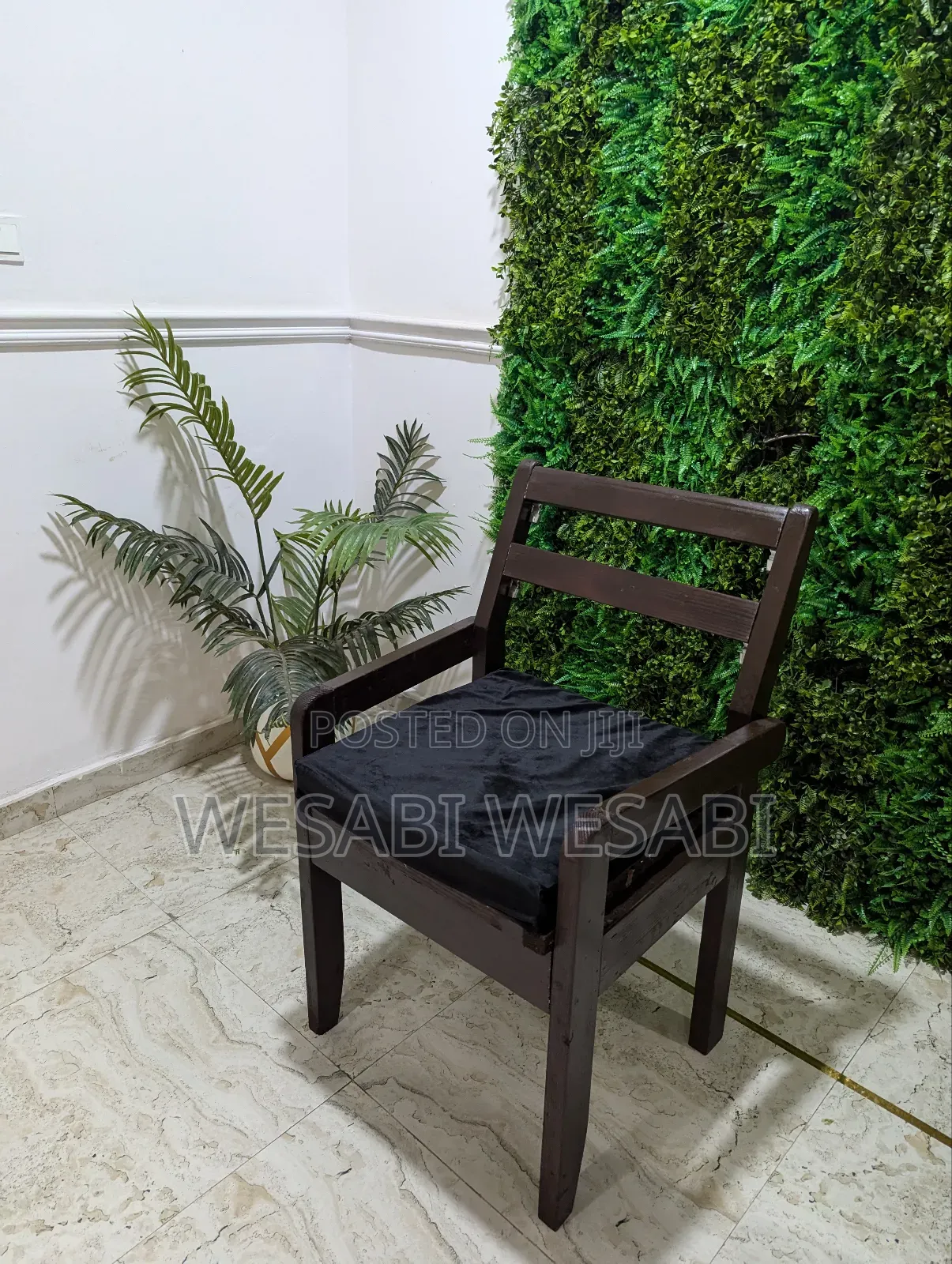 Simple Chair