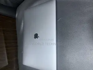 Laptop Apple MacBook Pro 2018 16GB Intel Core I7 SSD 1T