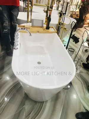 Executive Bath Tub