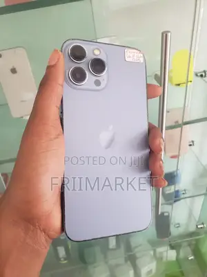 Photo - Apple iPhone 13 Pro Max 128 GB Blue