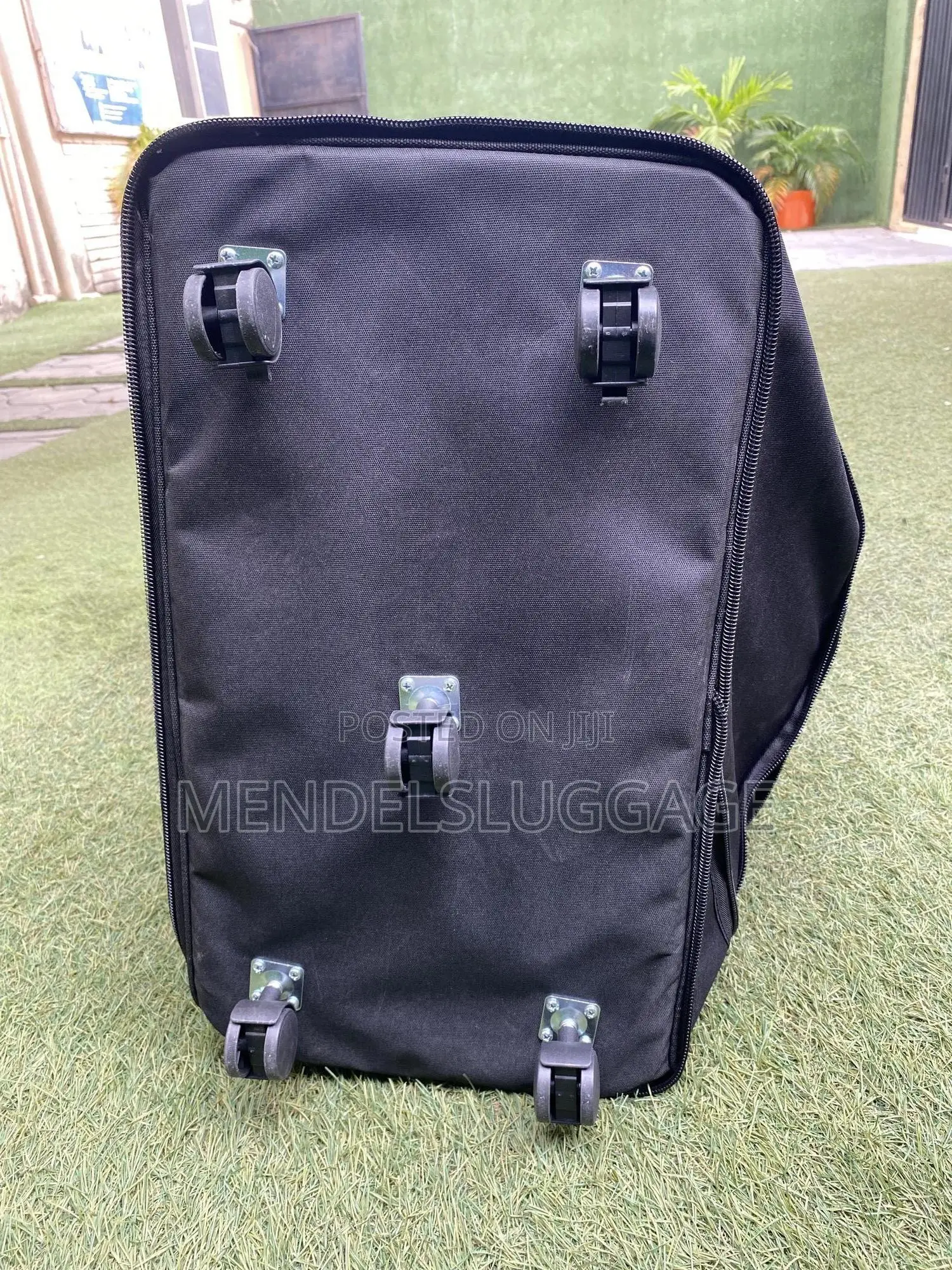 Swiss P Traveling Bag