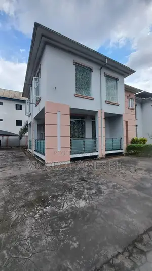 5bdrm Duplex in Chinda, Port-Harcourt for sale
