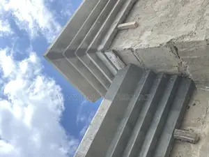 Facial Parapet