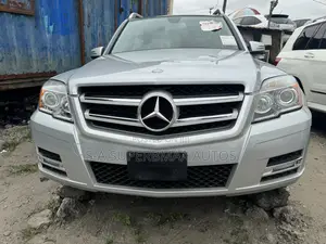 Mercedes-Benz GLK-Class 350 4MATIC 2012 Silver