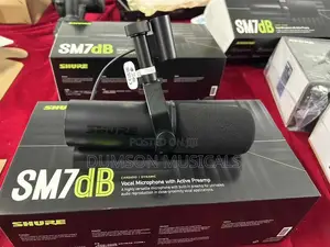 Shure Sm7db Dynamic Studio Microphone