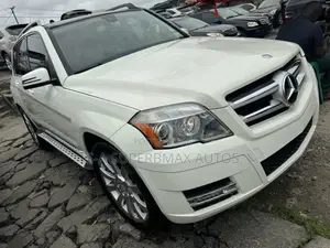 Mercedes-Benz GLK-Class 350 4MATIC 2010 White