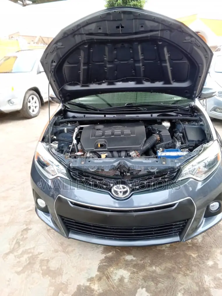 Toyota Corolla 2014 Gray