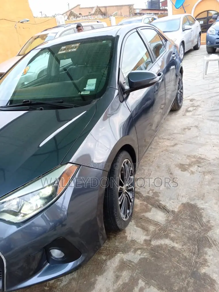Toyota Corolla 2014 Gray