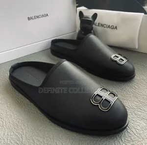 BALENCIAGA Luxury Halfshoe