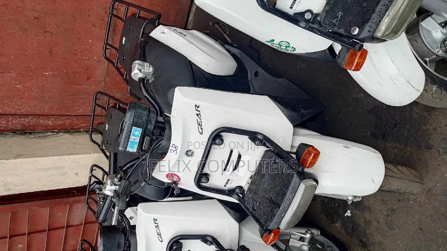 Yamaha Gear 2017 White