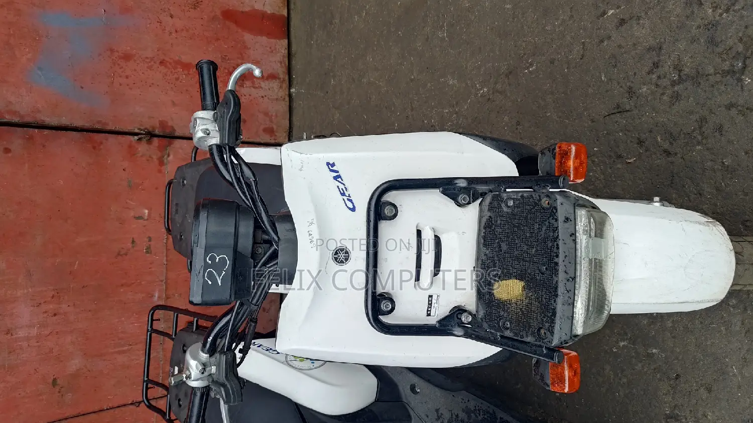 Yamaha Gear 2017 White