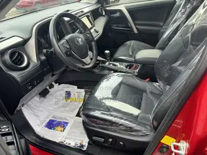 Toyota RAV4 2016 Red