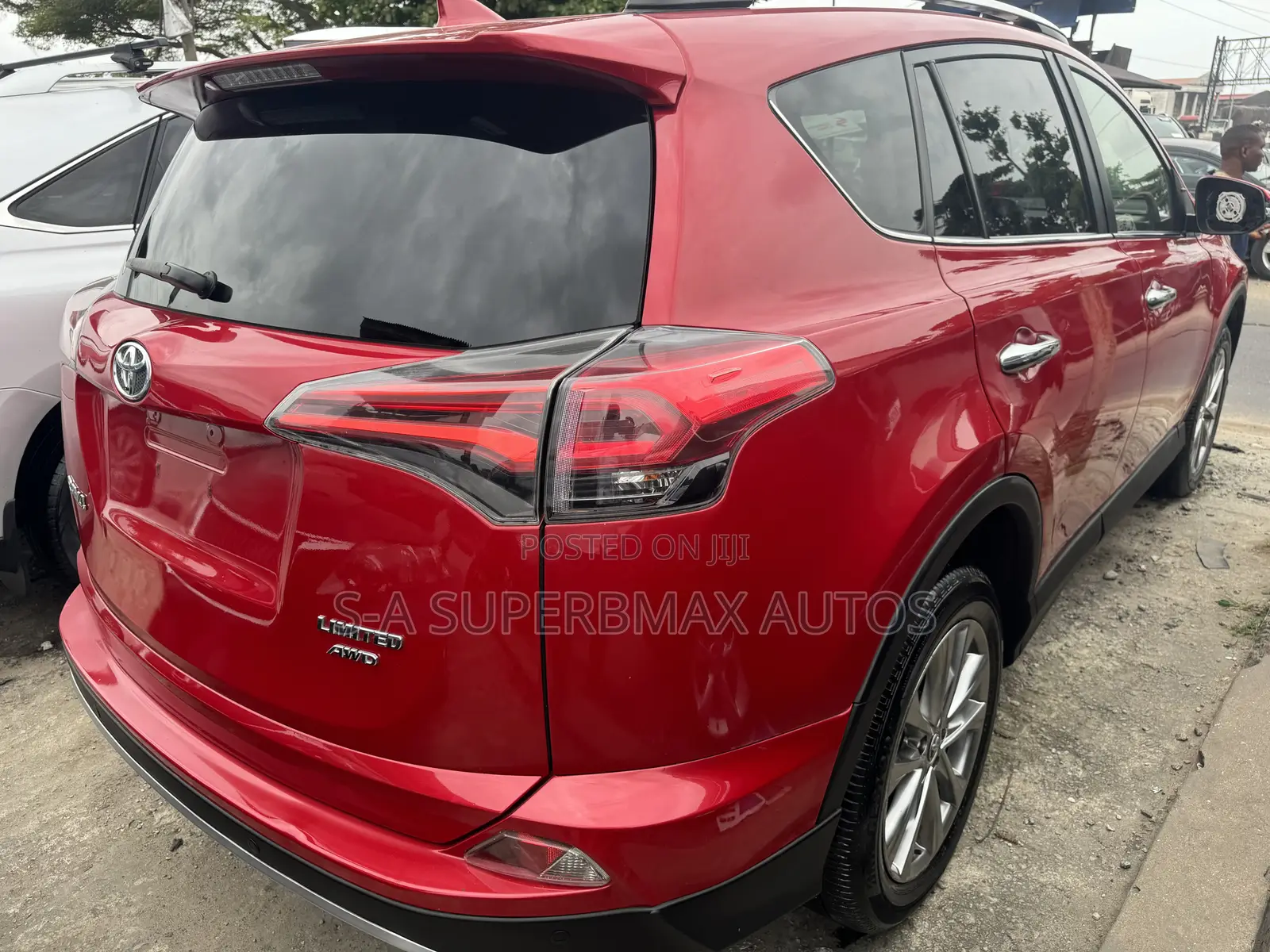 Toyota RAV4 2016 Red